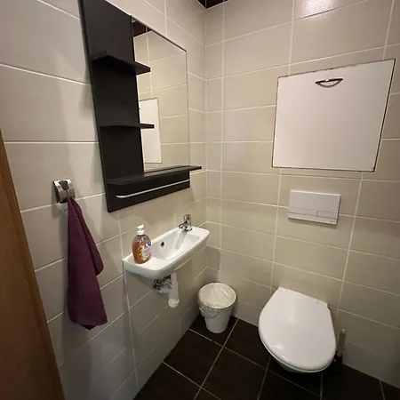 Gate Apartment *